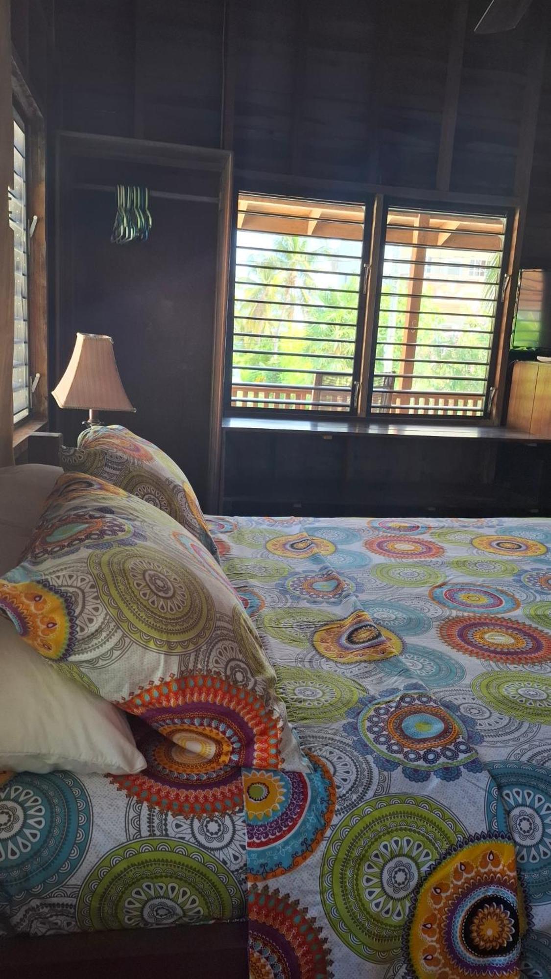 Amanda'S Place Casa Amancer - Sea View, Pool And Tropical Garden キー・カーカー エクステリア 写真